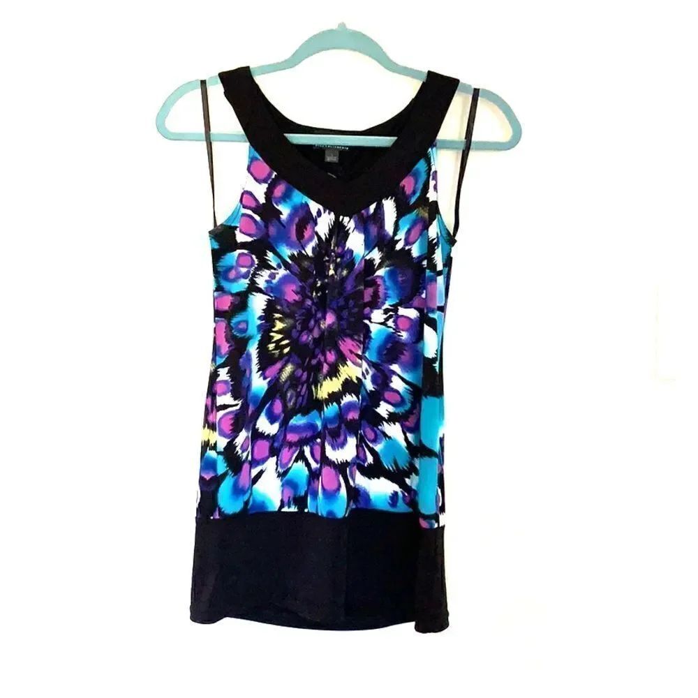 Iz Byer Bold Floral Tank